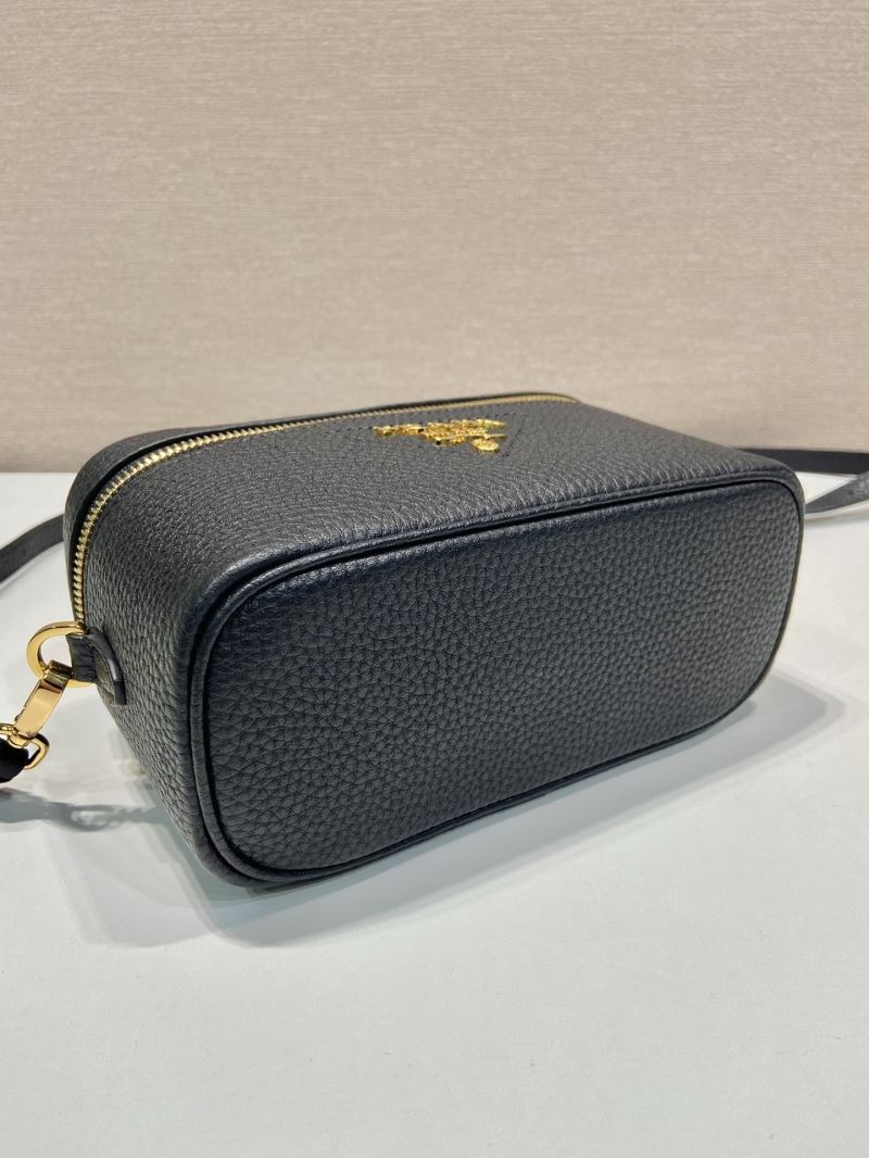 Pra*a box bags